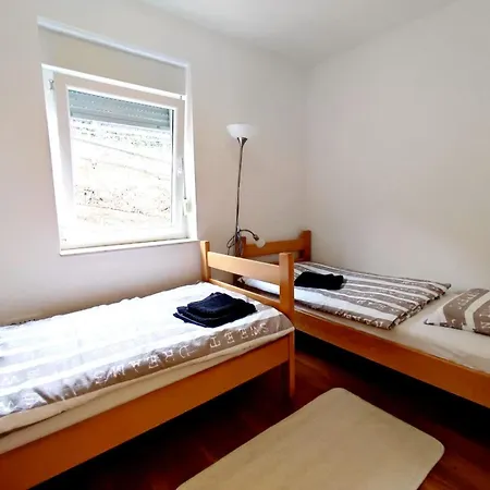 Apartment Ella Opatija